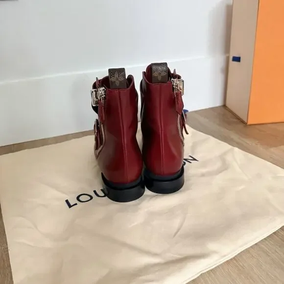 Louis Vuitton Jumble Flat Ankle Boot Size 38 7 7.5 Pointed Toe Leather NIB New - Picture 8 of 16